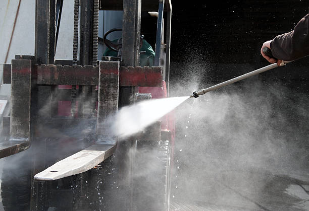 Professional Pressure Washing in Dollar Bay, MI